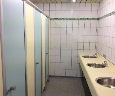 캠프장 Oos Heem Montenau