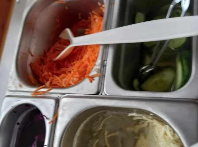 Oos Heem キャンプ場 Montenau